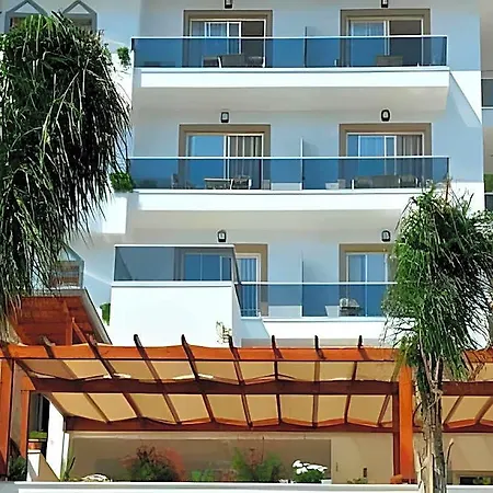 Narr Hotel 3*