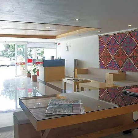 Narr Hotel