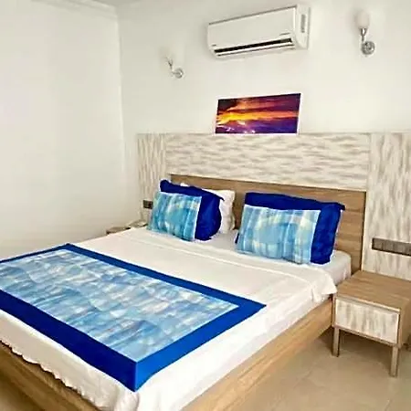 Narr Hotel 3*
